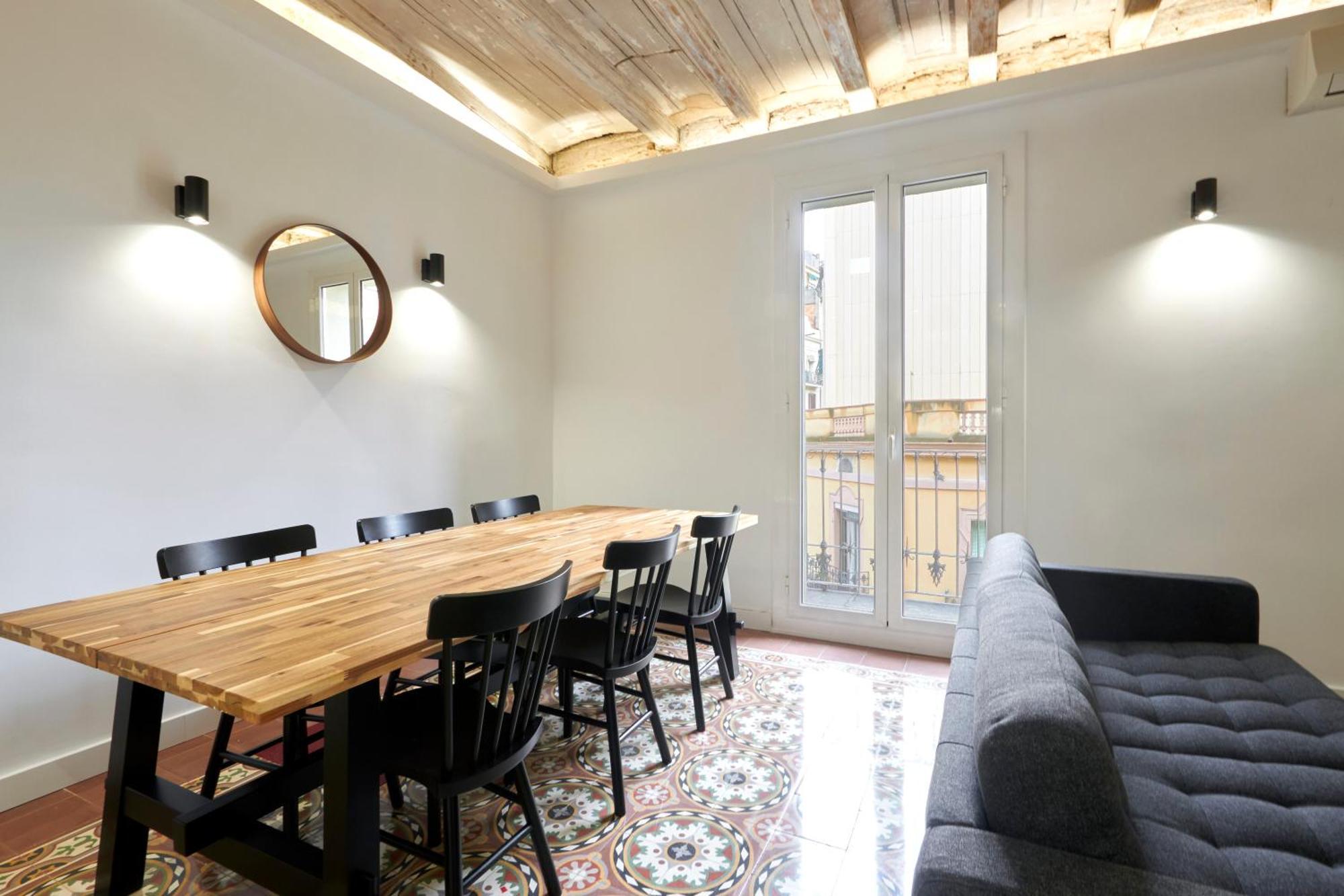 Comfortable Apartment Next To Apolo Theater Barcelona Bagian luar foto