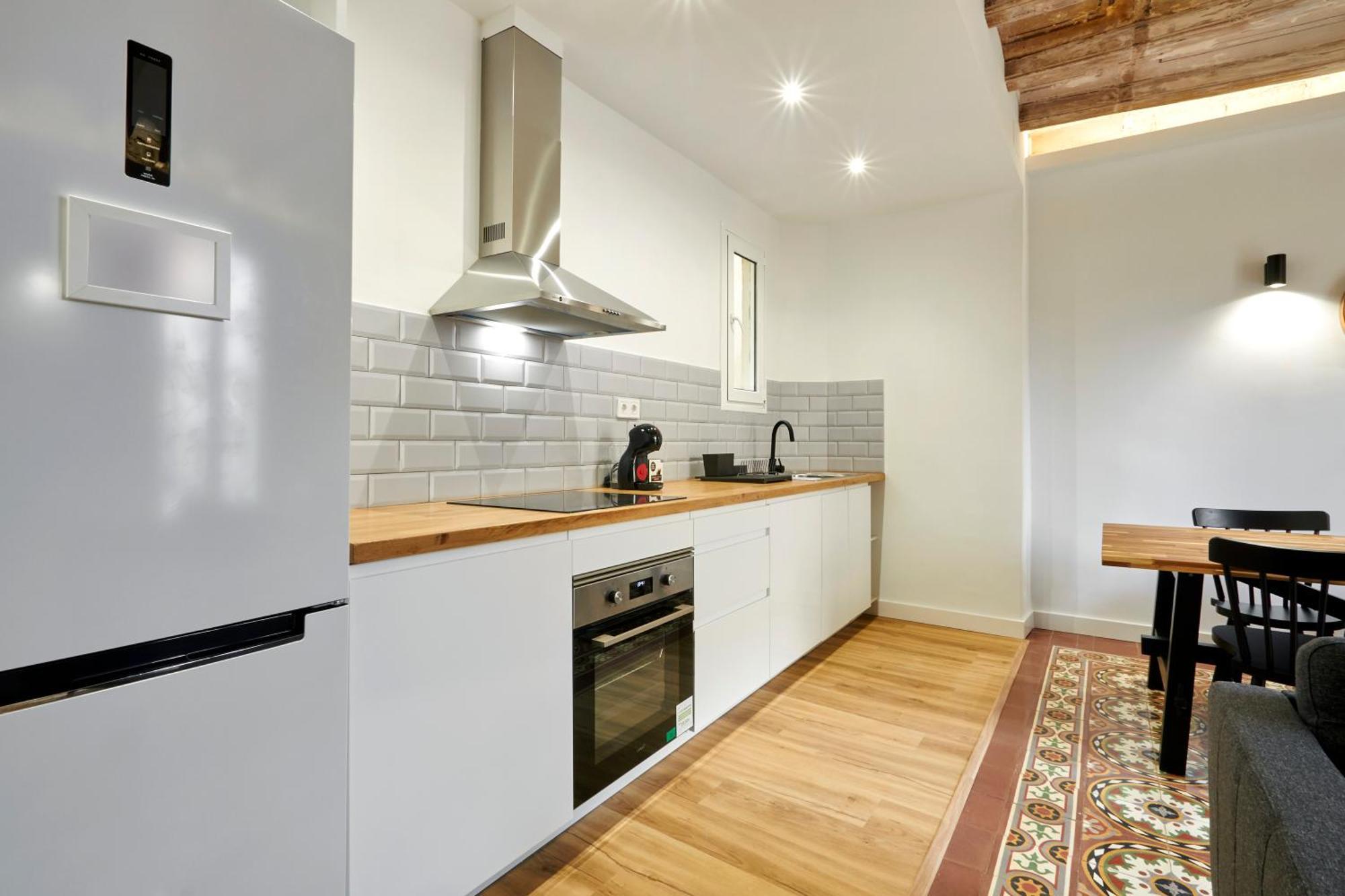 Comfortable Apartment Next To Apolo Theater Barcelona Bagian luar foto