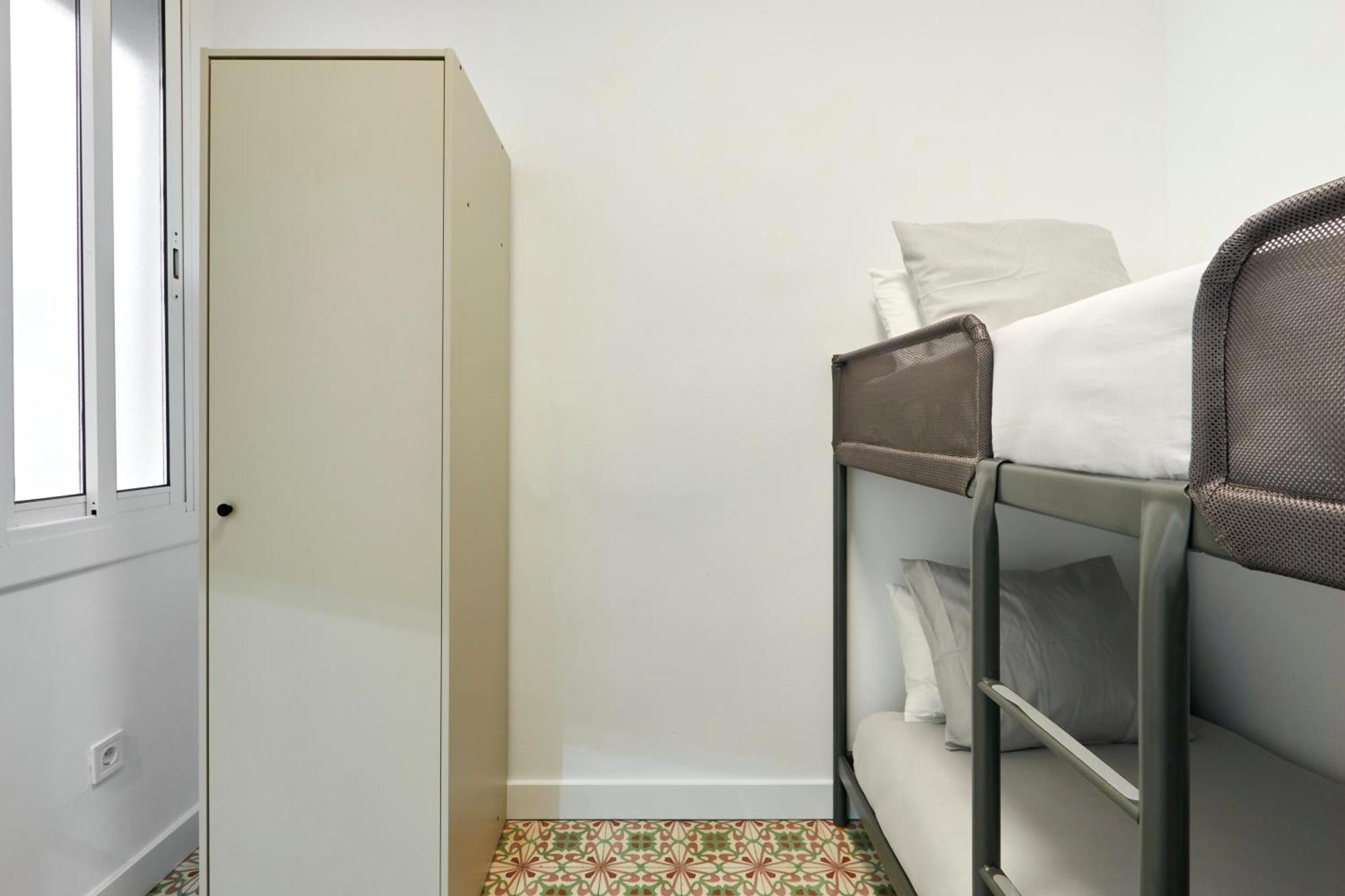 Comfortable Apartment Next To Apolo Theater Barcelona Bagian luar foto