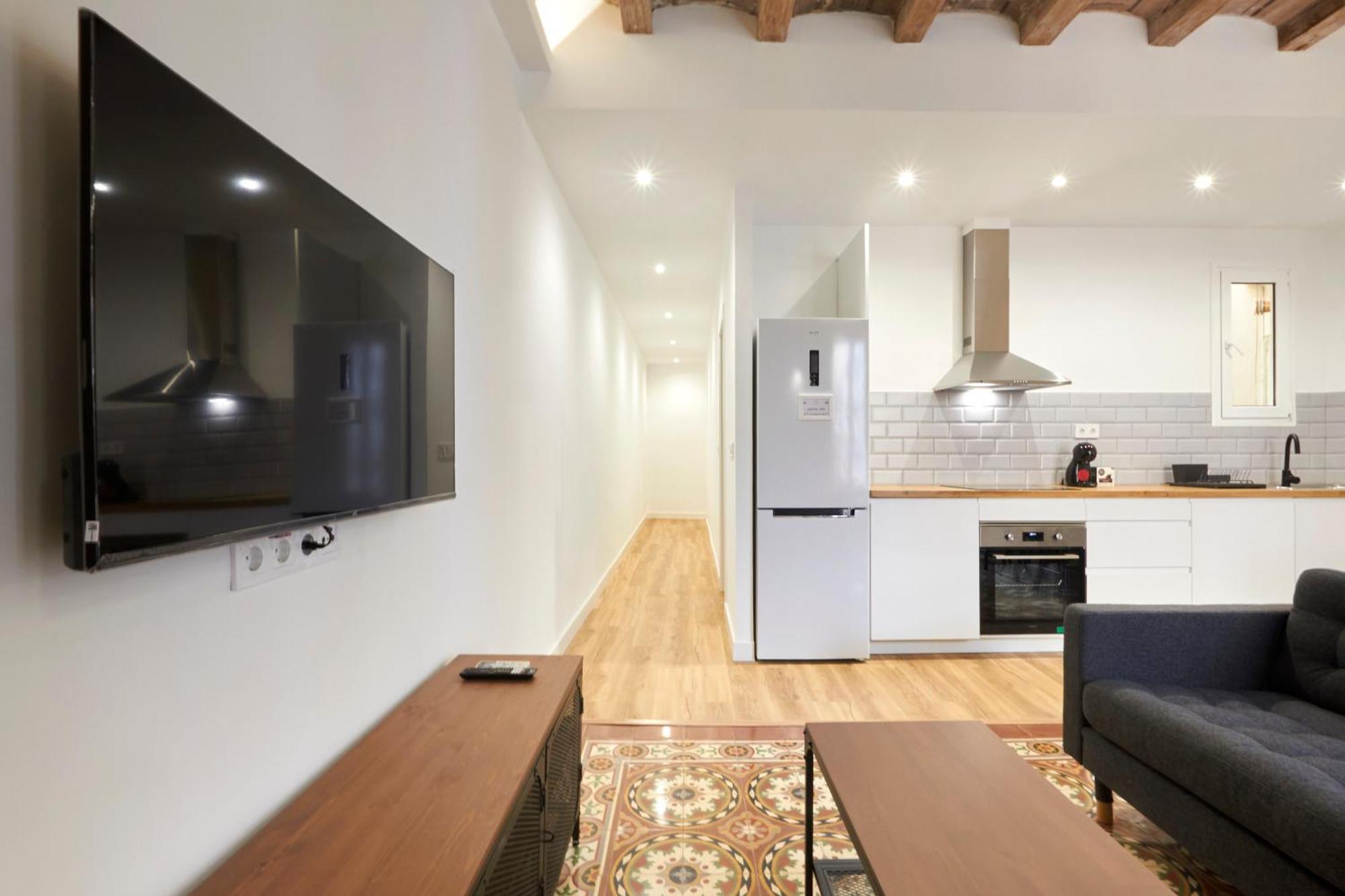 Comfortable Apartment Next To Apolo Theater Barcelona Bagian luar foto